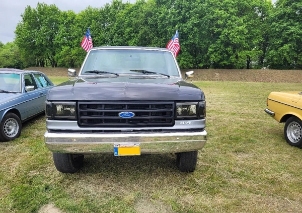 Ford F250 cena 49000 przebieg: 150000, rok produkcji 1990 z Szczecin małe 67